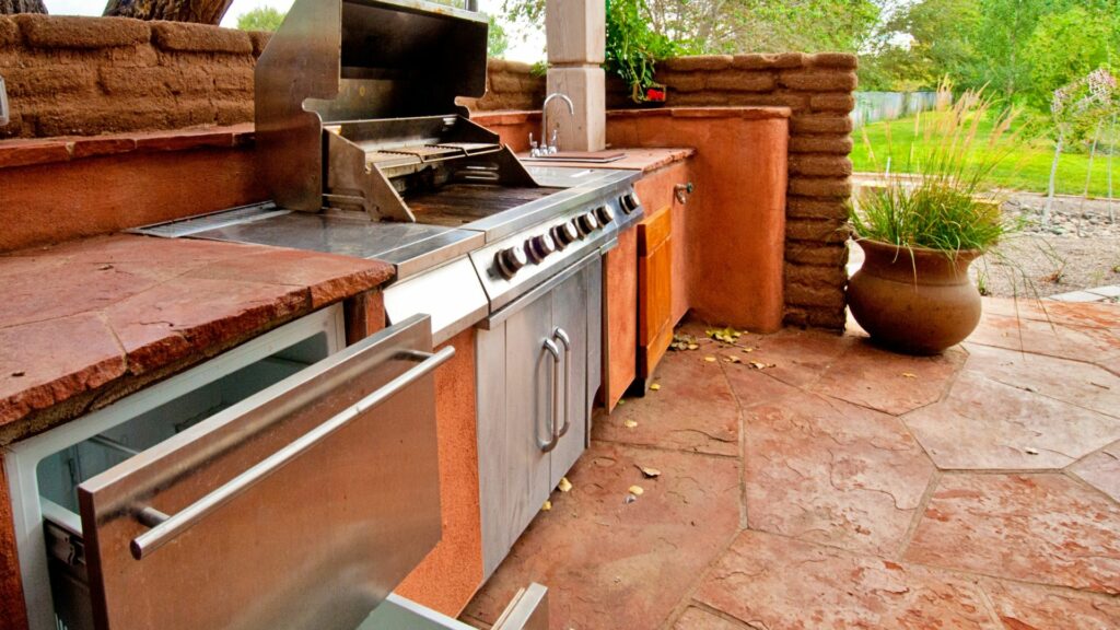 Outdoor Kitchen